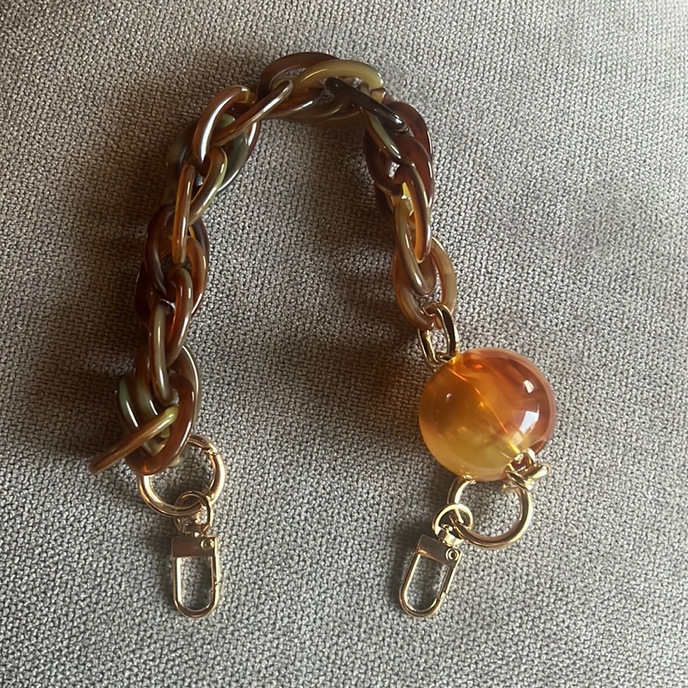 Phone case or purse chain